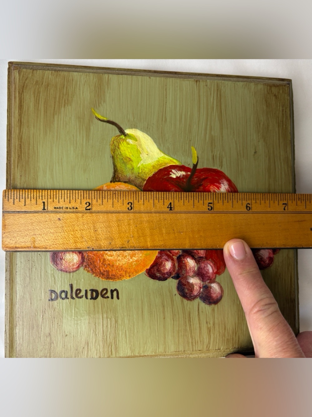 Vintage MCM Fruit Still Life Signed Wood Plaque Art 7.25" - Picture 8 of 11